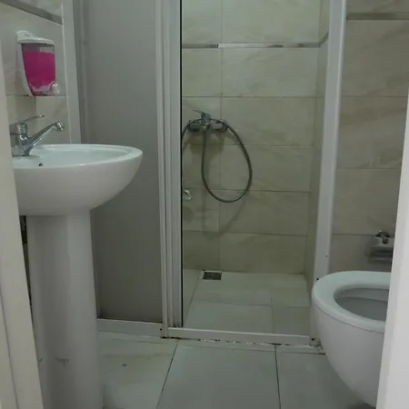 Hostal Sabiha Hanim Yurdu Only Male Estambul
